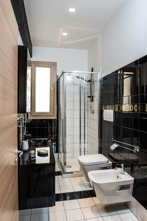 Ariston Suite 피아차암머리나 외부 사진