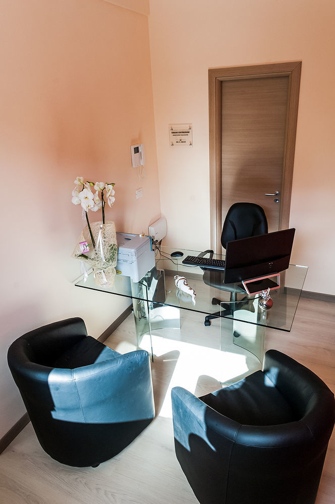 Ariston Suite 피아차암머리나 외부 사진